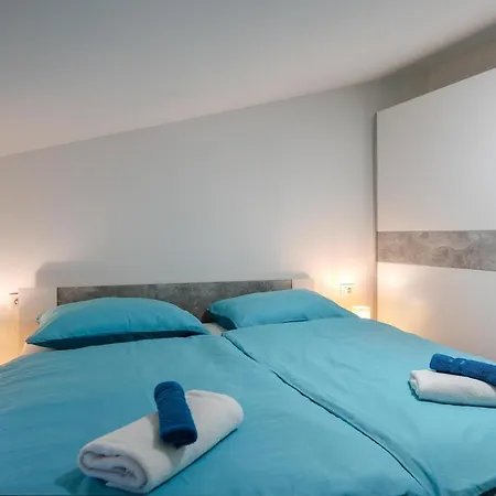 Hana - Attic In Center Lägenhet *